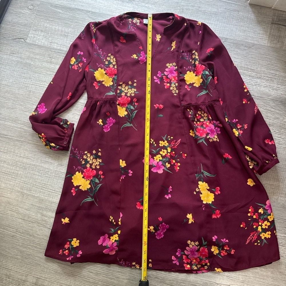 Old Navy Maroon Floral Top - Picture 5 of 8